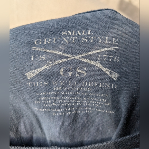 Grunt Style Kiss My Arsenal Small Womens EUC - Picture 5 of 6